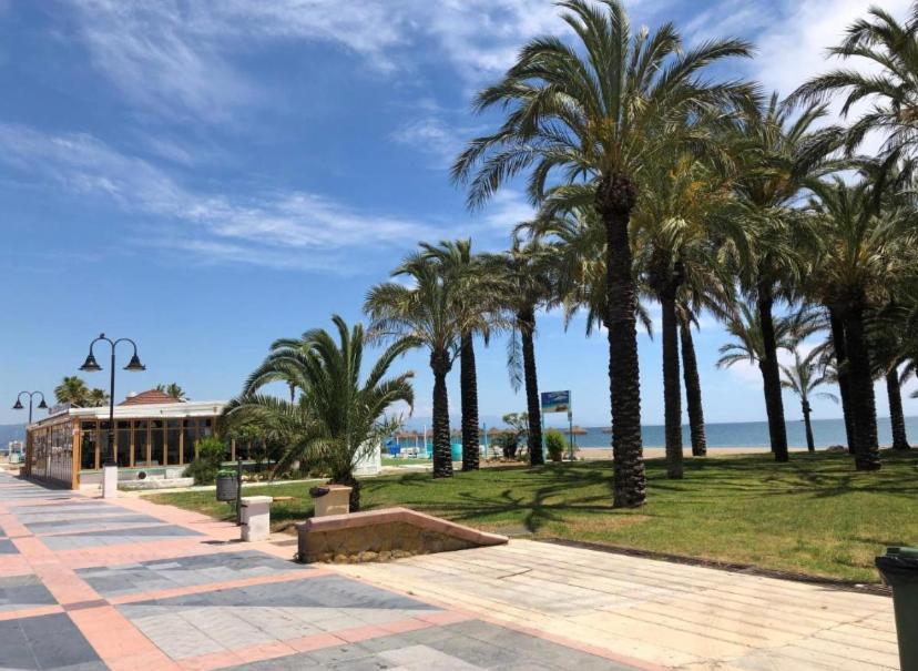 Apartamento En La Carihuela Torremolinos Kültér fotó